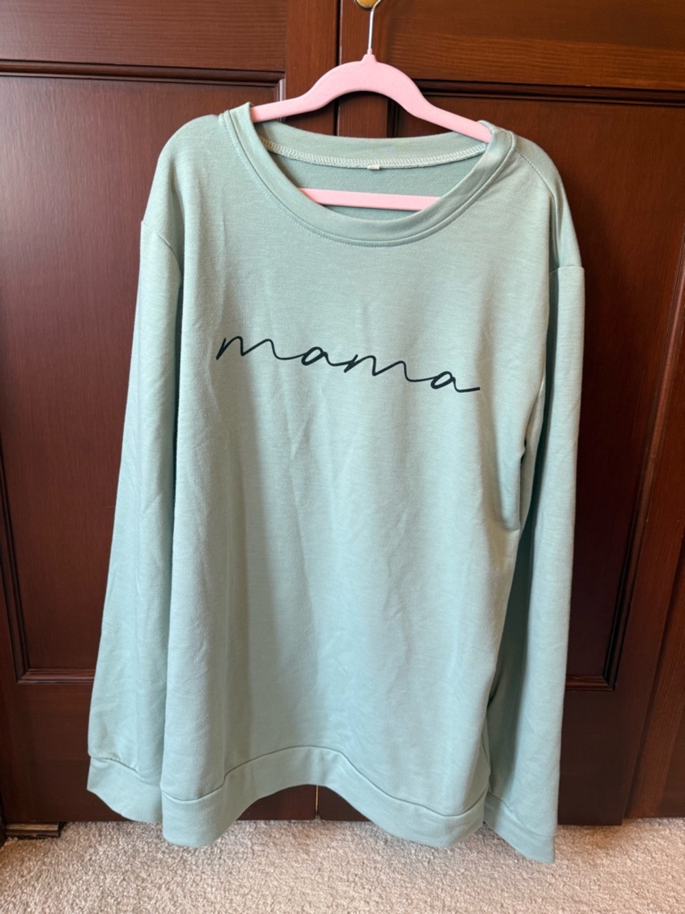 Mama Script Pullover Sweatshirt in Mint